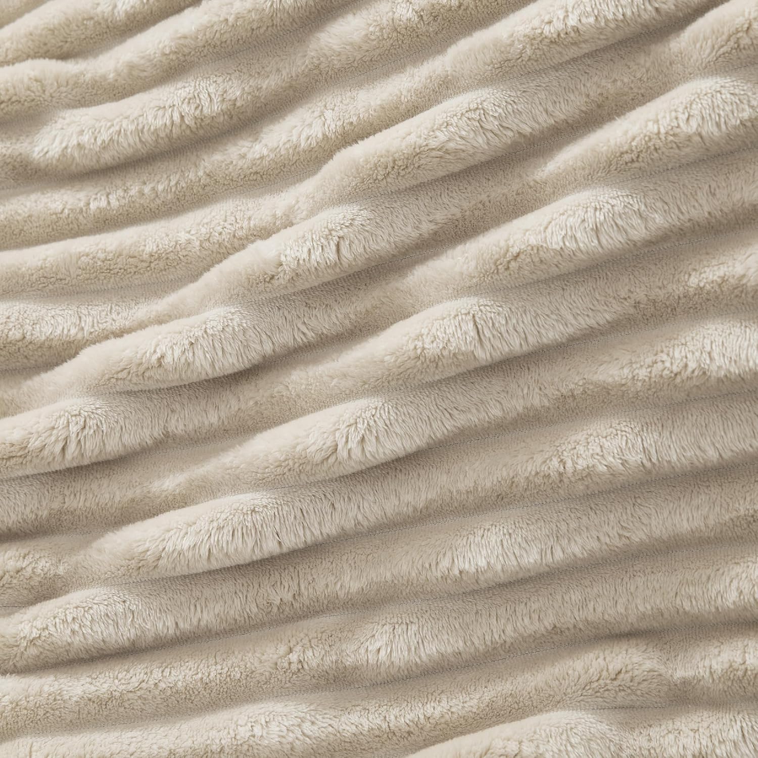 CozyCloak CloudWeave Blanket