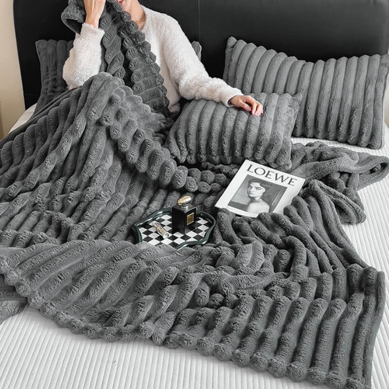 CozyCloak CloudWeave Blanket